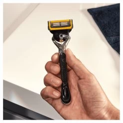 Gillette® Gillette ProShield Scheermes -Kortingswinkel voor verzorgingsproducten 1017832 2