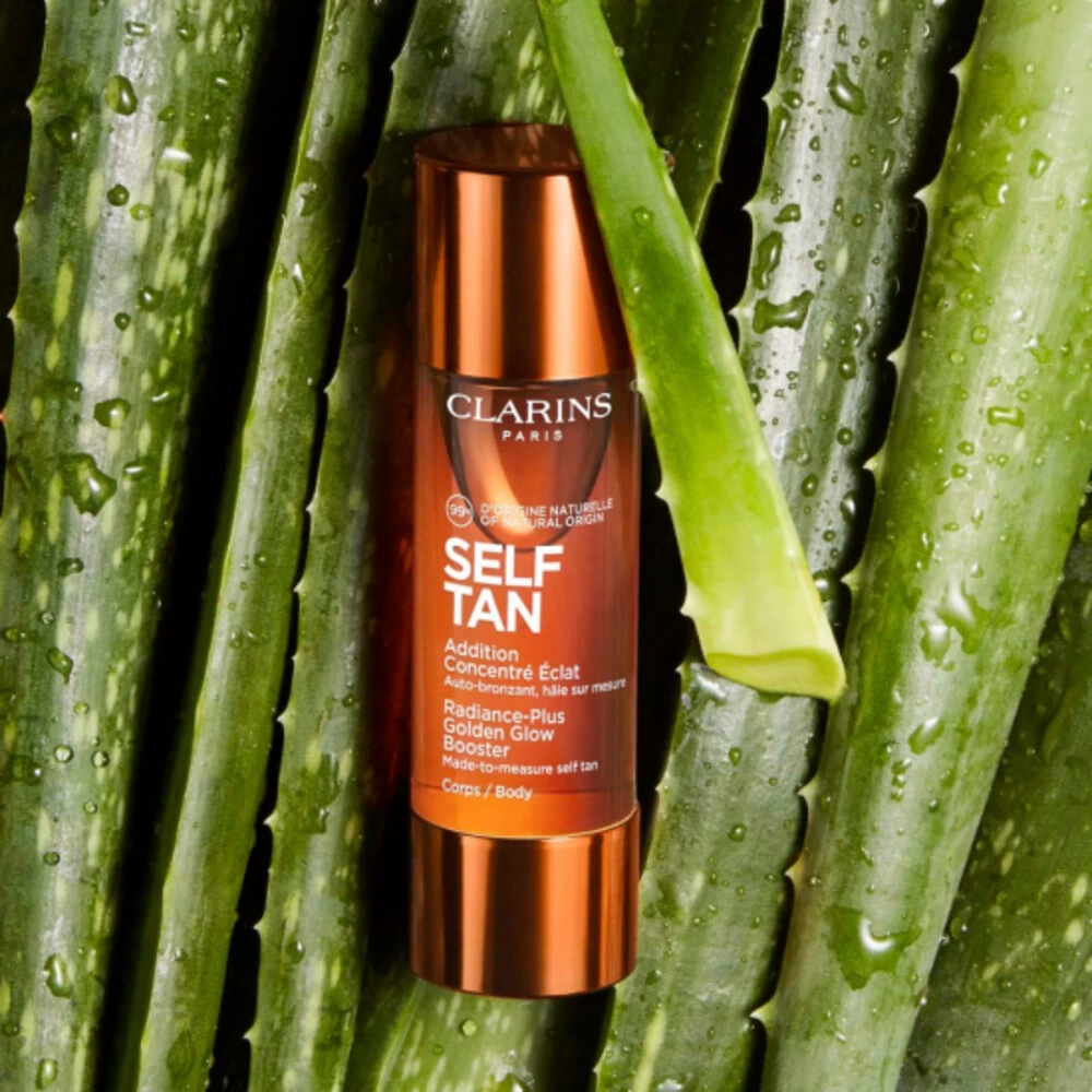 Clarins Self Tan Radiance-plus Golden Glow Booster For Face 6 Clarins Self Tan Radiance-plus Golden Glow Booster For Face - Image 4